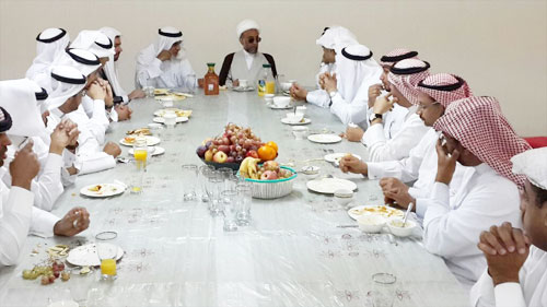 زيارة رجال الاعمال